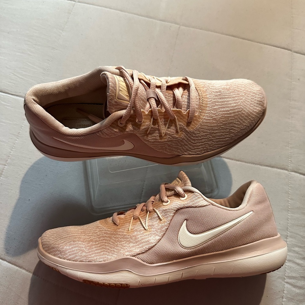 Nike Women's Beige and White Sneakers - Picture 4 of 11